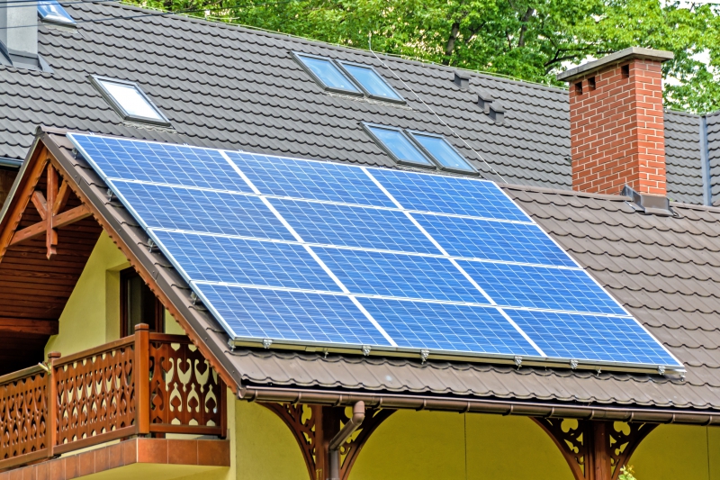 chauffagiste-ST ANTONIN-min_solar-panels-1477987